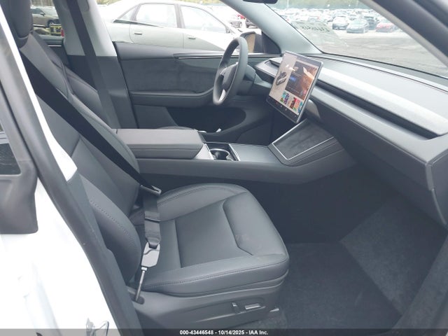 2026 TESLA MODEL Y 7SAYGDEEXTA475719 Photo 4