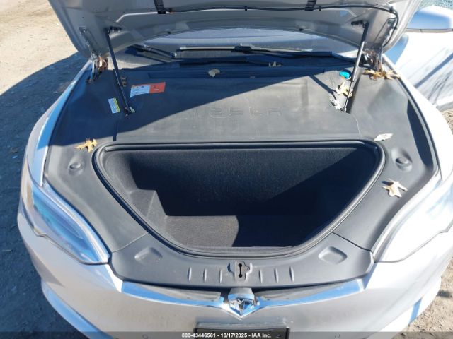 2016 TESLA MODEL S 5YJSA1E17GF150972 Photo 9