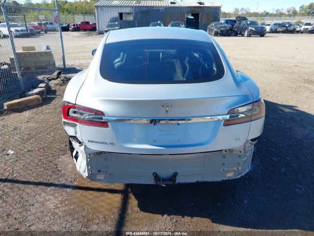 2016 TESLA MODEL S 5YJSA1E17GF150972 Photo 5