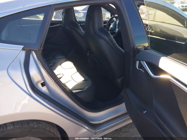 2016 TESLA MODEL S 5YJSA1E17GF150972 Photo 7