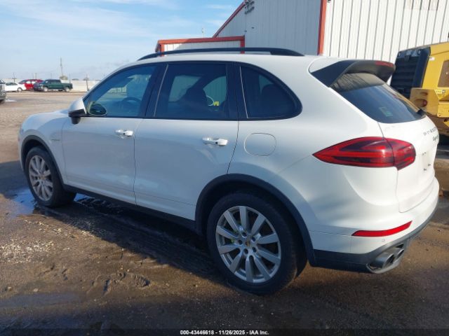 2016 PORSCHE CAYENNE E-HYBRID WP1AE2A27GLA61886 Photo 2