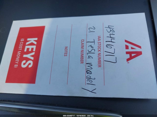 2021 TESLA MODEL Y 5YJYGDEE1MF298754 Photo 10