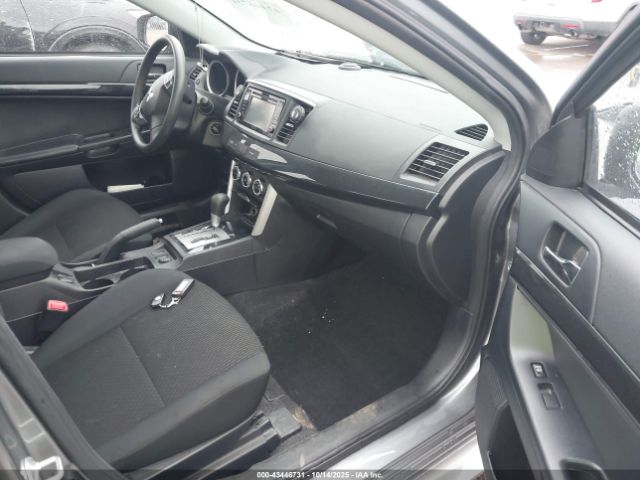 2017 MITSUBISHI LANCER JA32V2FW0HU005493 Photo 4