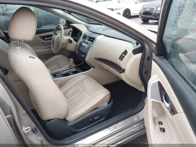Nissan Altima 2015 1N4AL3AP2FN886364 Image 5