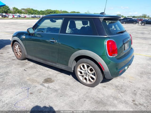 2015 MINI HARDTOP WMWXP7C58F2A35411 Photo 2