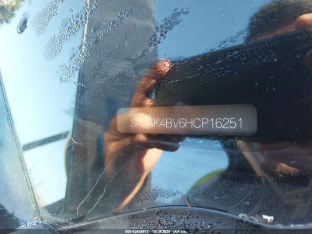 2017 JAGUAR XE SAJAK4BV6HCP16251 Photo 8