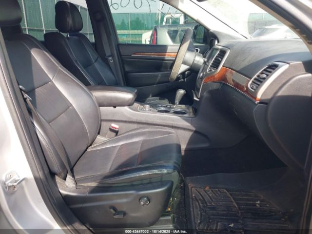 2011 JEEP GRAND CHEROKEE 1J4RR5GT8BC562654 Photo 4