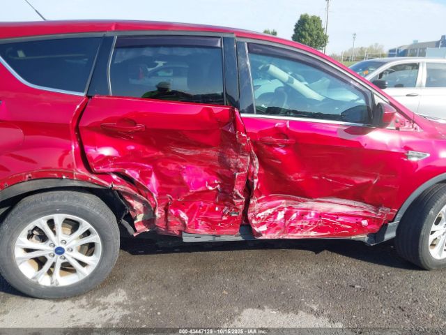 2017 FORD ESCAPE 1FMCU0GD0HUE08394 Photo 5