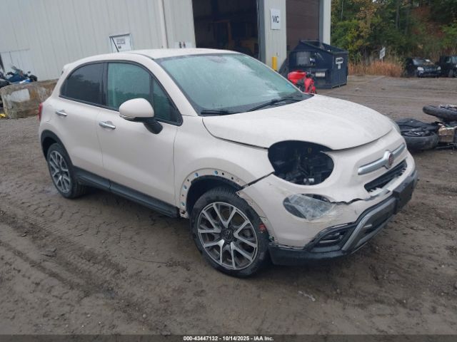 2016 FIAT 500X ZFBCFXET5GP351059 Photo 0