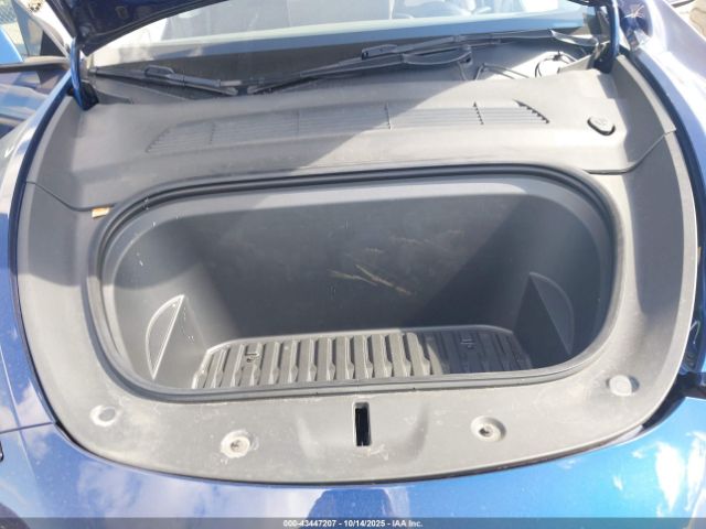 2022 TESLA MODEL Y 7SAYGDEF8NF328815 Photo 9