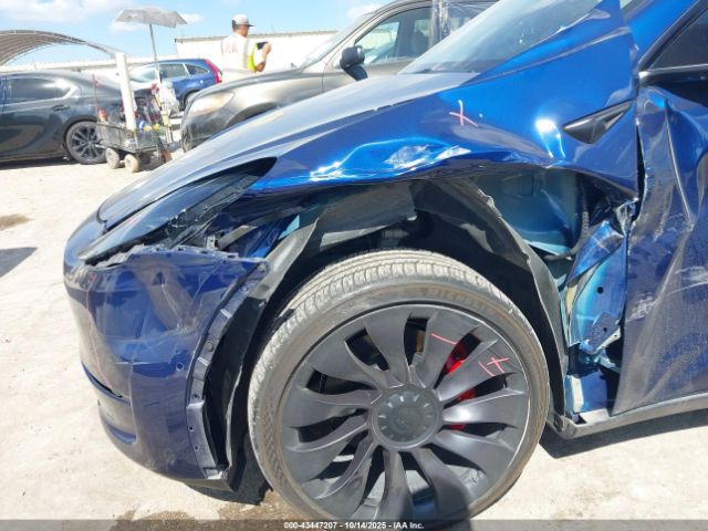 2022 TESLA MODEL Y 7SAYGDEF8NF328815 Photo 5