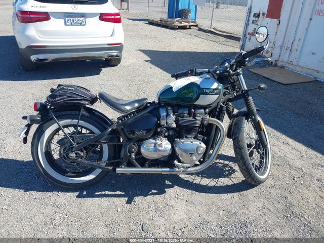 SMTD42HLXHT815981 Triumph Motorcycle Bonneville Bobber