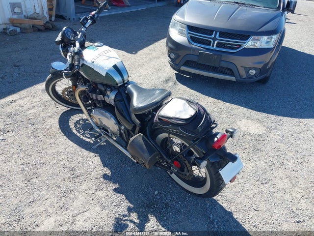 2017 TRIUMPH MOTORCYCLE BONNEVILLE SMTD42HLXHT815981 Photo 2