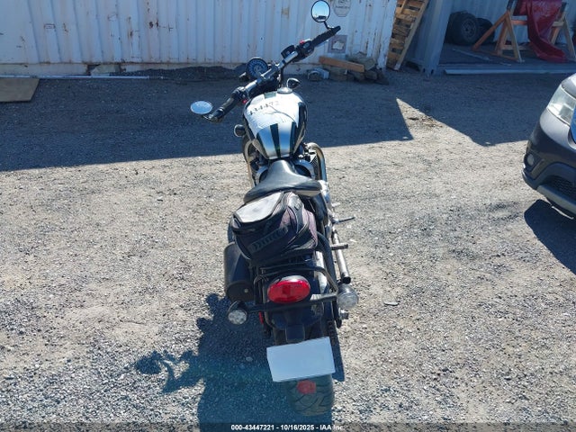 2017 TRIUMPH MOTORCYCLE BONNEVILLE SMTD42HLXHT815981 Photo 5