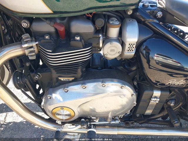 2017 TRIUMPH MOTORCYCLE BONNEVILLE SMTD42HLXHT815981 Photo 8