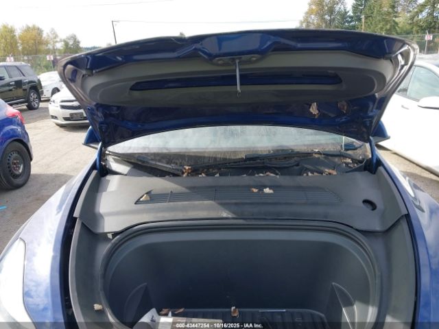 2021 TESLA MODEL Y 5YJYGDEE5MF260055 Photo 9