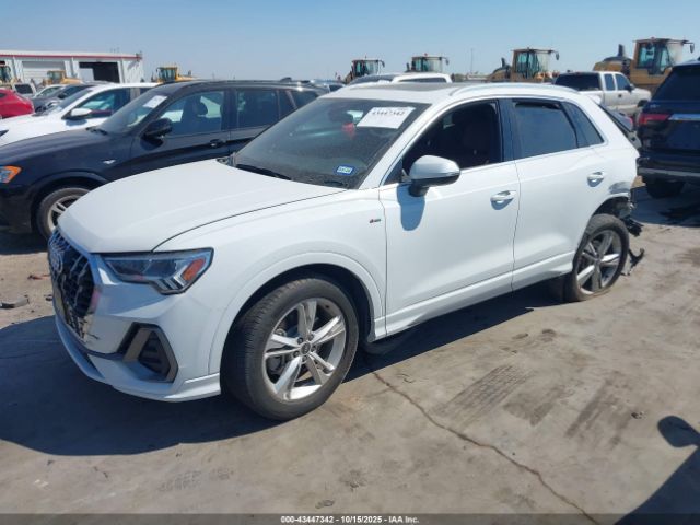 2023 AUDI Q3 WA1EECF31P1118485 Photo 1