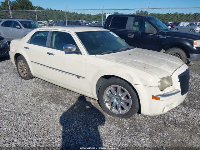 2009 CHRYSLER 300C 2C3KA63T69H587784