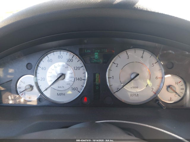 2009 CHRYSLER 300C 2C3KA63T69H587784 Photo 6