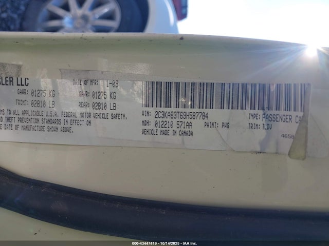 2009 CHRYSLER 300C 2C3KA63T69H587784 Photo 8