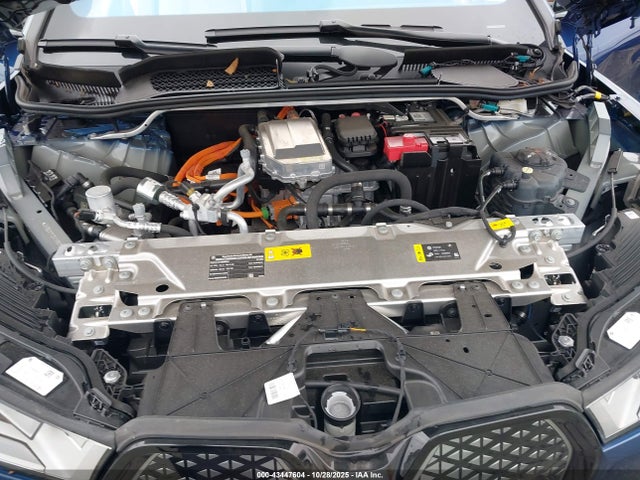 2025 Bmw Ix Xdrive50 მანქანა იყიდება აუქციონზე, vin: WB523CF03SCU67273, აუქციონის ნომერი: 43447604