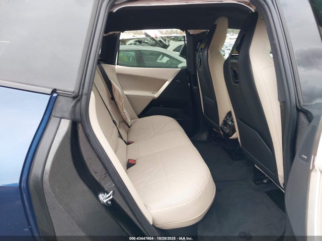 2025 Bmw Ix Xdrive50 მანქანა იყიდება აუქციონზე, vin: WB523CF03SCU67273, აუქციონის ნომერი: 43447604