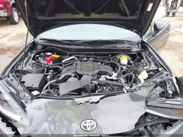 2025 TOYOTA GR86 JF1ZNBE13S8754302 Photo 9