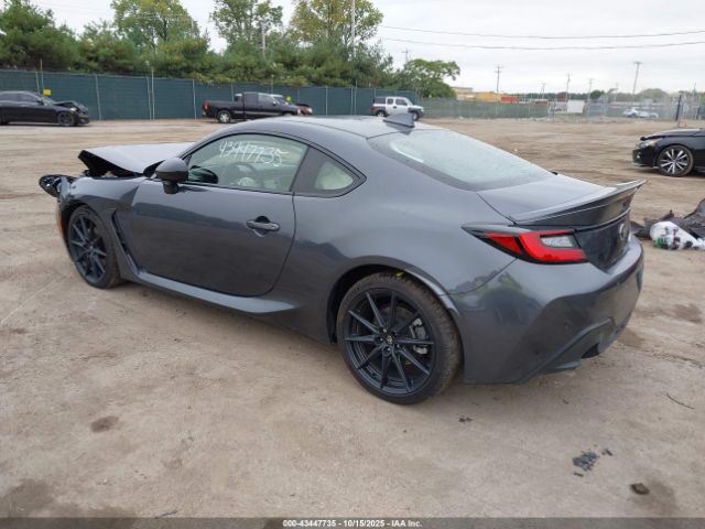 2025 TOYOTA GR86 JF1ZNBE13S8754302 Photo 2