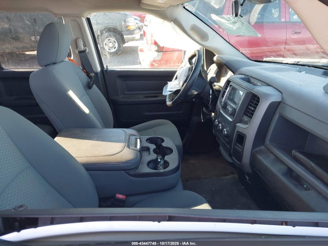 43447748 :رقم المزاد ، 1C6RR7FT6FS763720 vin ، 2015 Ram 1500 St مزاد بيع