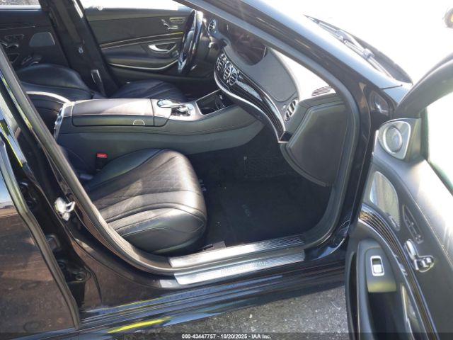 2018 MERCEDES-BENZ S 560 WDDUG8GB7JA422545 Photo 4
