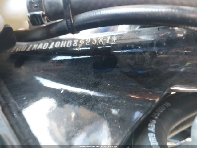 2017 HARLEY-DAVIDSON FLHTCUTG 1HD1MAD10HB852381 Photo 9