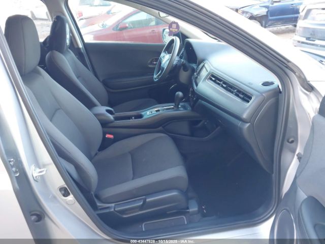 2022 HONDA HR-V 3CZRU5H58NM715101 Photo 4