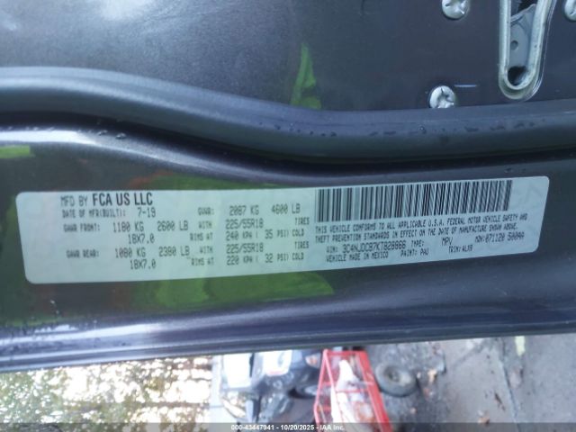 2019 JEEP COMPASS 3C4NJDCB7KT828866 Photo 8