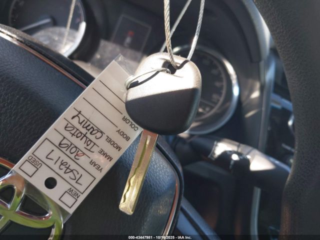 2019 TOYOTA CAMRY 4T1B11HK0KU754217 Photo 10