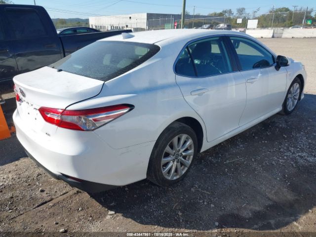 2019 TOYOTA CAMRY 4T1B11HK0KU754217 Photo 3