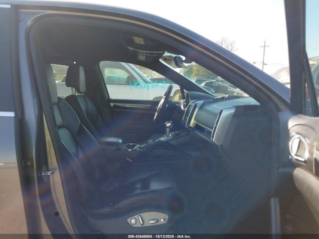 2012 PORSCHE CAYENNE WP1AB2A2XCLA44387 Photo 4