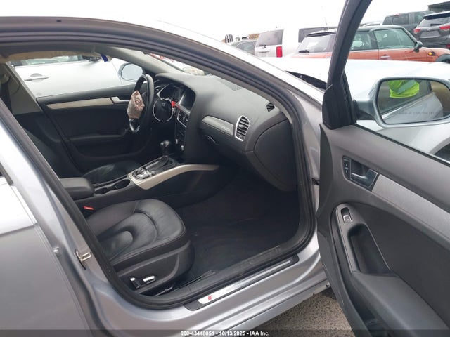2015 AUDI A4 WAUBFAFL8FN008600 Photo 4