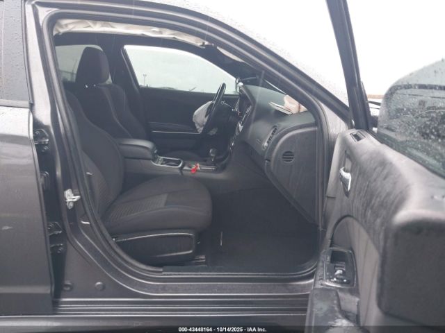 2019 DODGE CHARGER 2C3CDXHG8KH609030 Photo 4