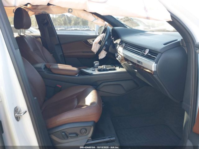 2018 AUDI Q7 WA1LHAF75JD033466 Photo 4