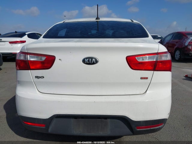 KIA RIO LX 2014 KNADM4A33E6333493 Image 16