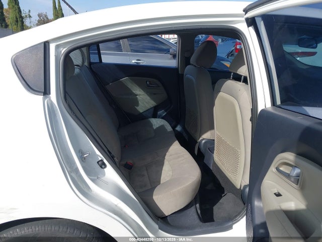 KIA RIO LX 2014 KNADM4A33E6333493 Image 8