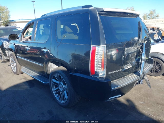 2007 CADILLAC ESCALADE 1GYEC63887R320555 Photo 2