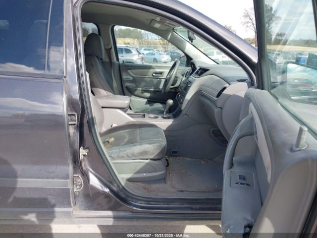 2015 CHEVROLET TRAVERSE 1GNKRFKD0FJ161475 Photo 4