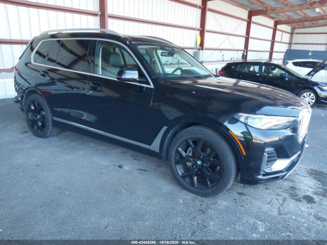 2021 BMW X7 5UXCW2C00M9H49788