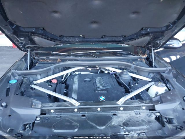 2021 BMW X7 5UXCW2C00M9H49788 Photo 9