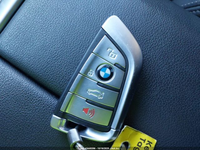 2021 BMW X7 5UXCW2C00M9H49788 Photo 10