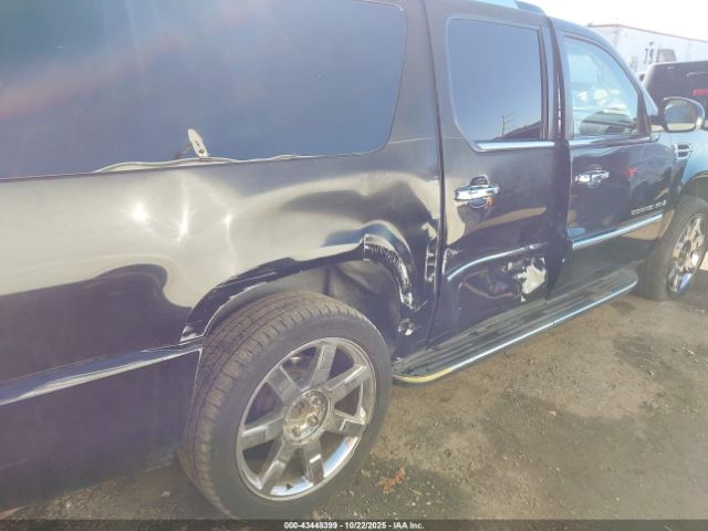 2008 CADILLAC ESCALADE ESV 1GYFK66818R233858 Photo 5