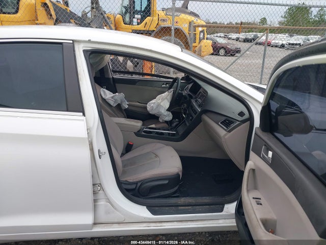 5NPE24AF2FH202148 Hyundai SONATA SE