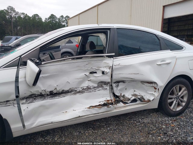 5NPE24AF2FH202148 Hyundai SONATA SE