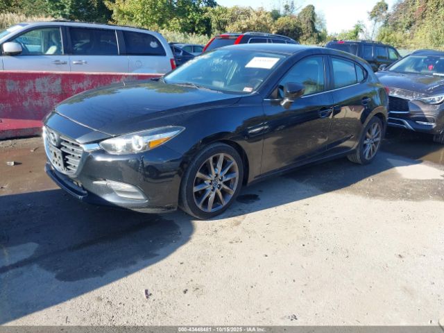 2018 MAZDA MAZDA3 3MZBN1L37JM164248 Photo 1
